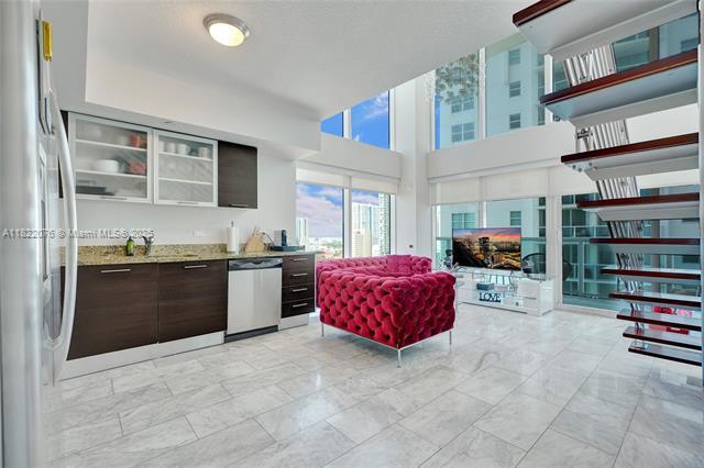 Photo - 41 SE 5th St