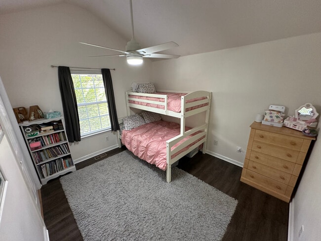 Photo - 301 Spring Hollow Rd