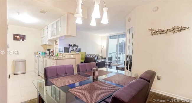 Photo - 275 NE 18th St Unit 1606