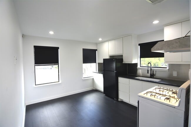 Photo - 2438 Walcott Ln