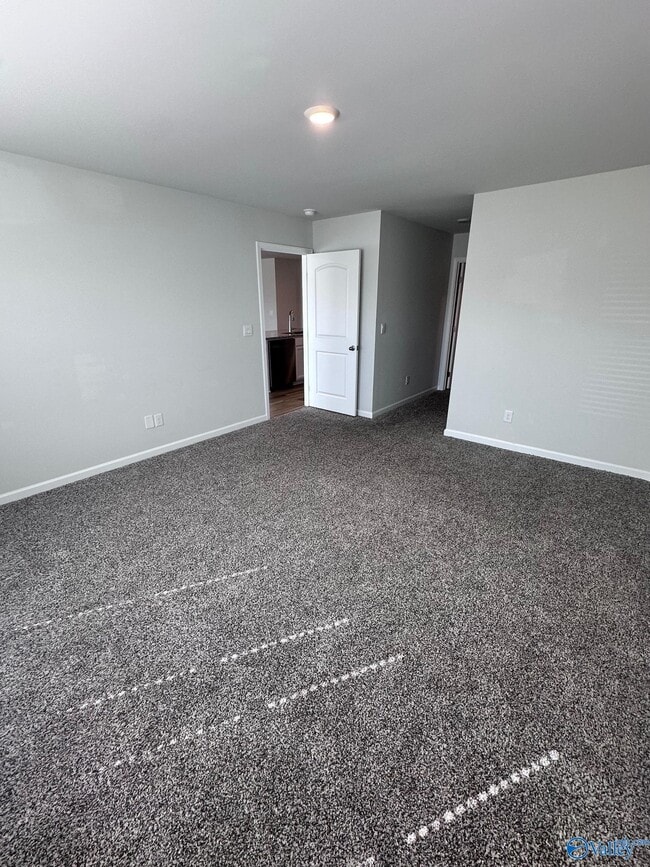 Photo - 213 Chubbs Ln