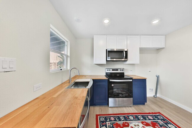 Photo - 315 W Norwood Ct