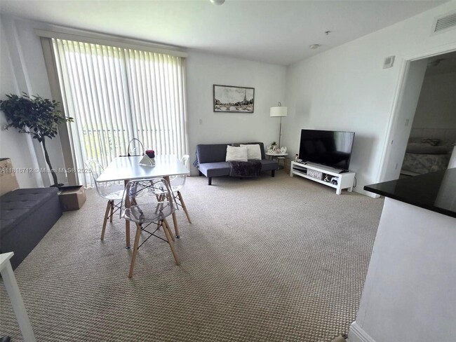 Photo - 2701 SW 3rd Ave Unit 602