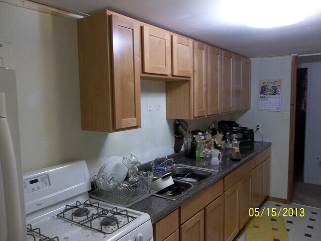 1 bedroom 1 bath with den - 1 bedroom 1 bath with den House