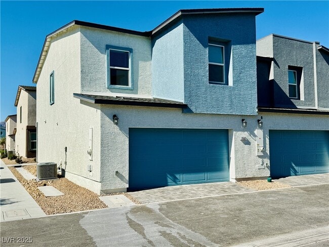 Photo - 2562 Blue Passion Ave