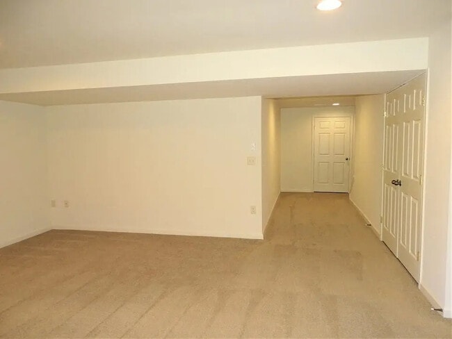 Photo - 185 Linda Sue Ln