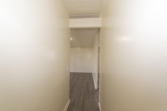 Photo - 723 Hoomalimali St