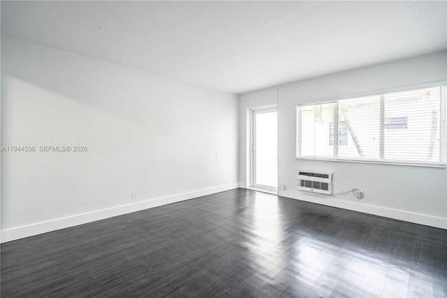 Photo - 7311 Byron Ave Unit 15