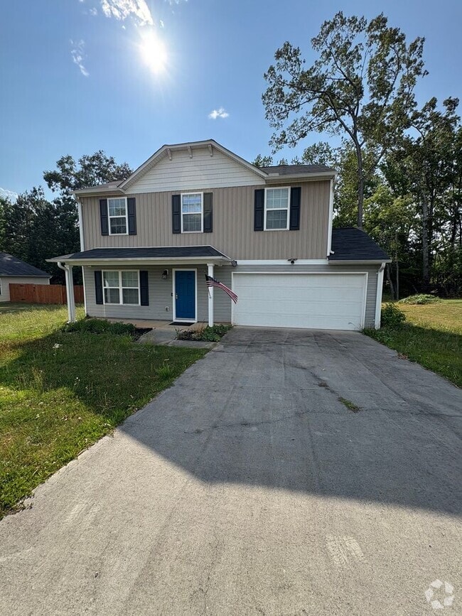 Building Photo - 4 Bedroom 2.5 Bath Home in Woodruff Near B...
