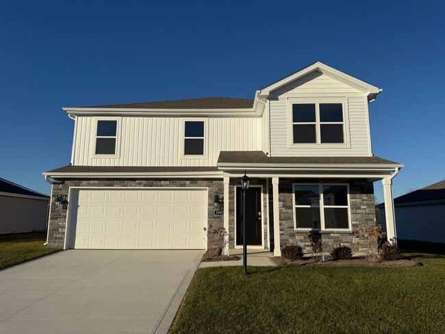 Building Photo - 3902 Bradley Dr