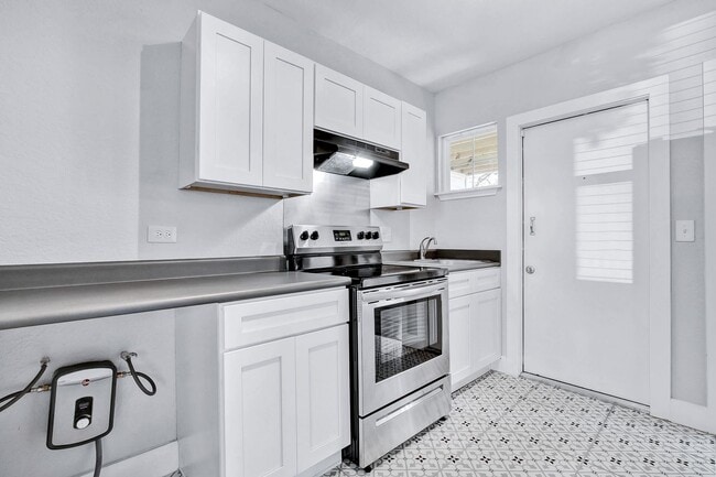 Photo - 1020 W French Pl Unit 1020-2