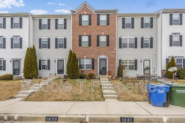 Building Photo - 1841 Graymount Way