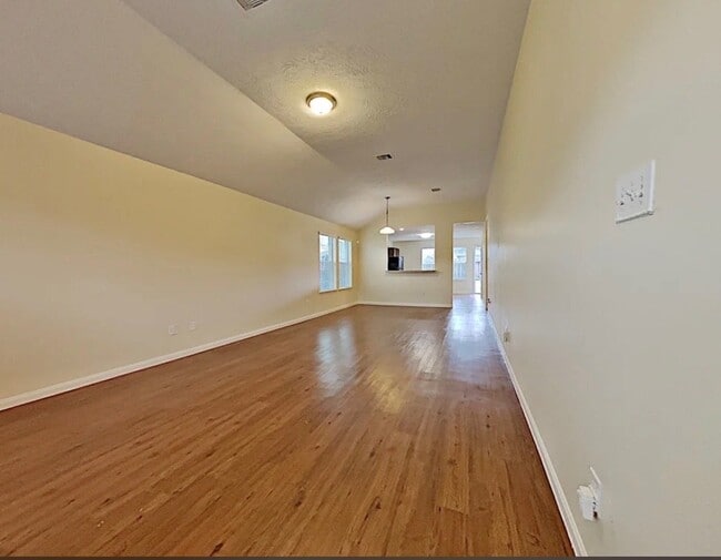 Photo - 64 Atascadero Dr