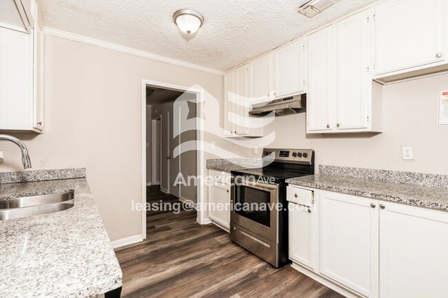 Photo - 1530 Hurley Cir