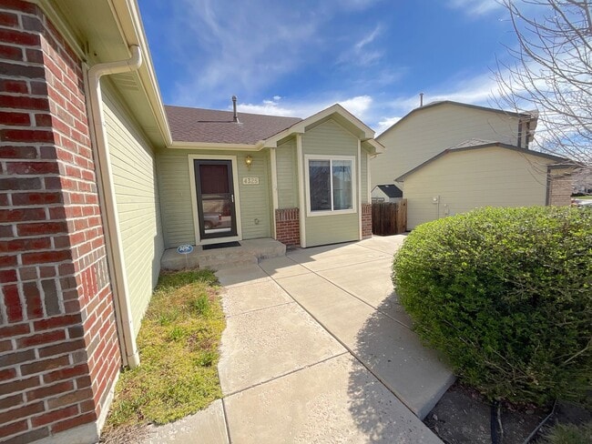 Photo - 3 Bedroom Home Available Near Barnes Rd & Peterson Rd!