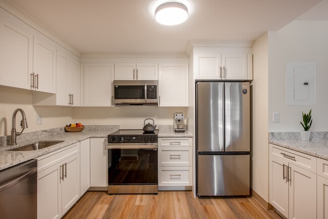 Kitchen - 2 Bed 2 Bath - Phillips Park Apartments
