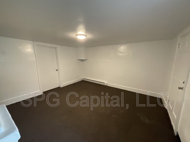 Photo - 334 S 3rd St