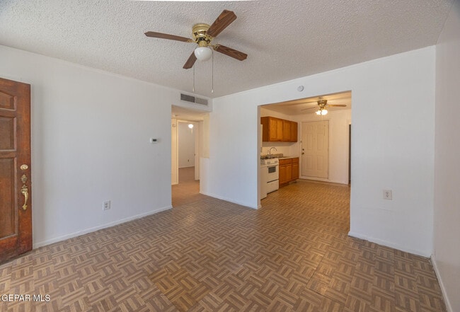 Photo - 1315 Likins Dr