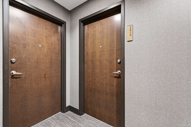 Photo - 855 Peachtree St NE