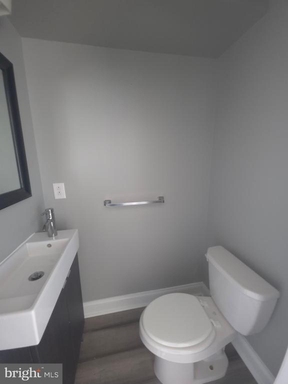 Photo - 3410 W Commissioner St Unit 4