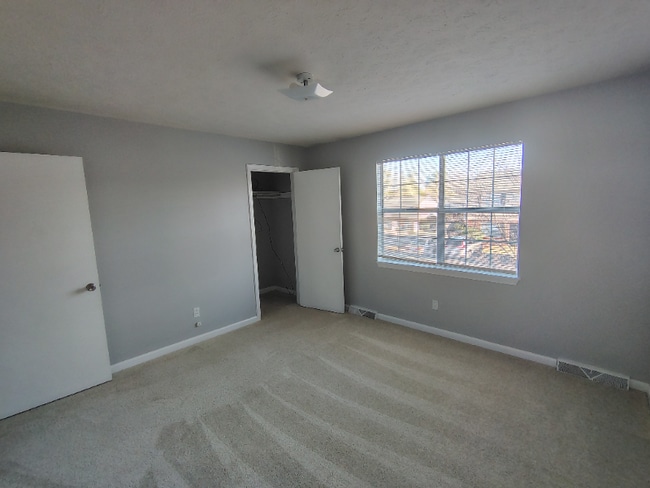 Building Photo - 7 Duiguid Dr