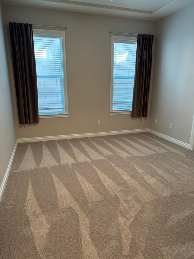 Building Photo - 40 Madison St Unit #206