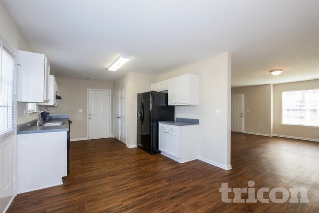 Photo - 7117 Roaming Path Ct