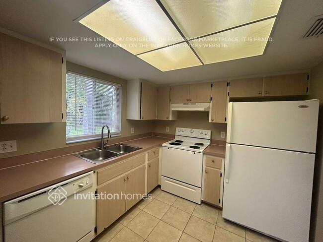 Photo - 5244 SW 19th Pl