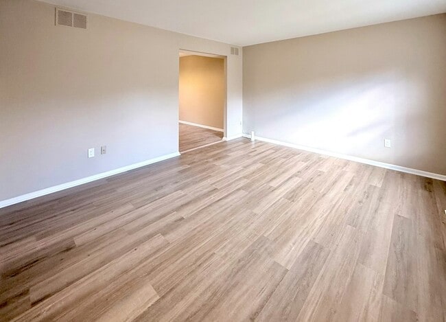 Photo - 9242 Woodcreek Ct