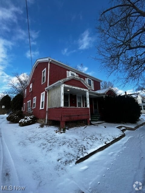 Building Photo - 746 E 3rd St Rental