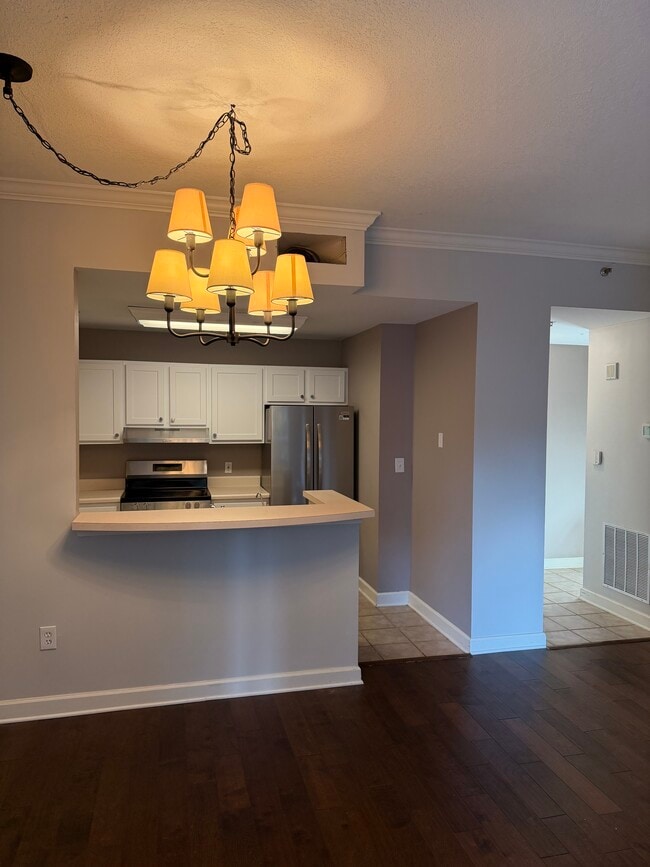 Building Photo - 1101 Juniper St NE Unit 93