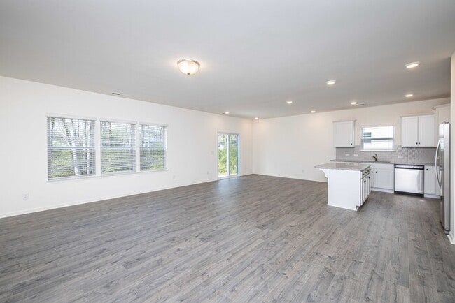 Photo - BEAUTIFUL 4 Bedroom Home Piedmont School District - AVAILABLE JULY 2026