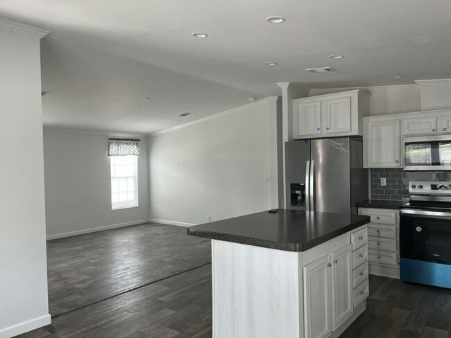 Photo - 15777 Bolesta Rd