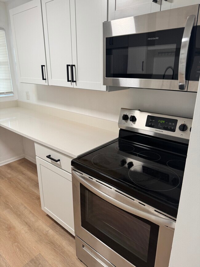 Photo - 171 S Broadway Unit 2