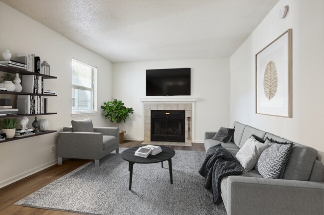 Bright Space, Modern Hardwoods