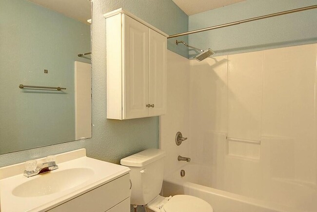 Photo - 2910 Santa Ana St