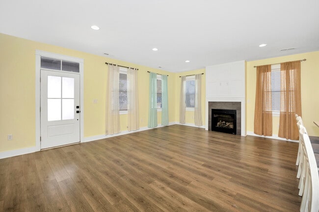 Photo - 2907 8th Ave SW