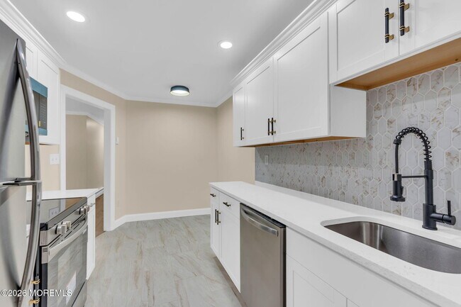 Photo - 39 Meadow Green Cir