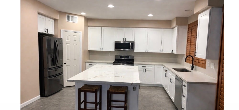 Photo - 37353 Rutland St