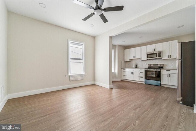 Photo - 5712 Lena St