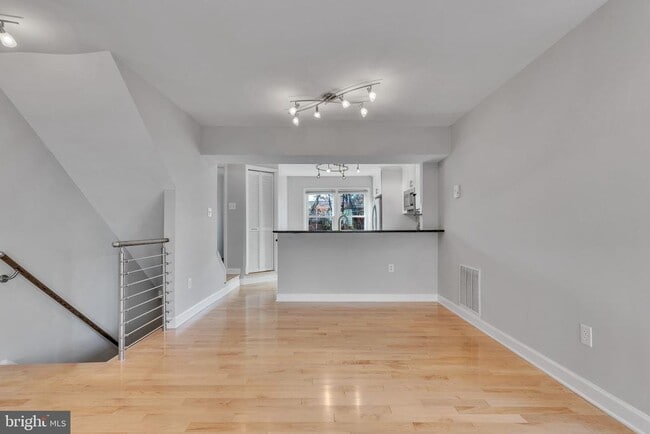 Photo - 6146 Brook Dr