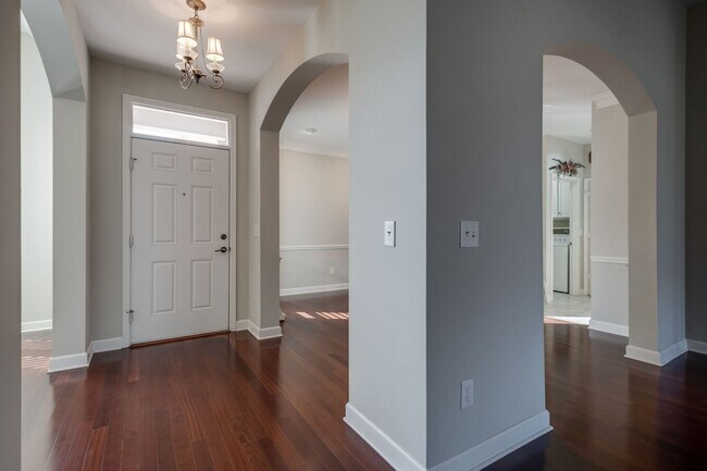 Photo - 218 Stoners Glen Ct