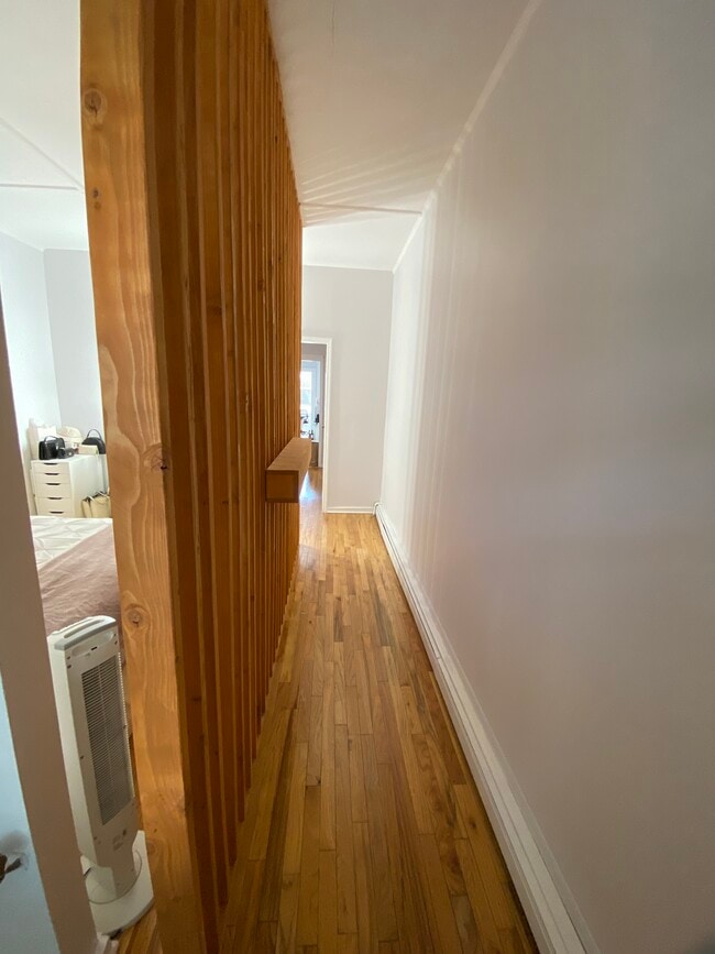 Building Photo - 26 Sterling Pl Unit 1 Rental