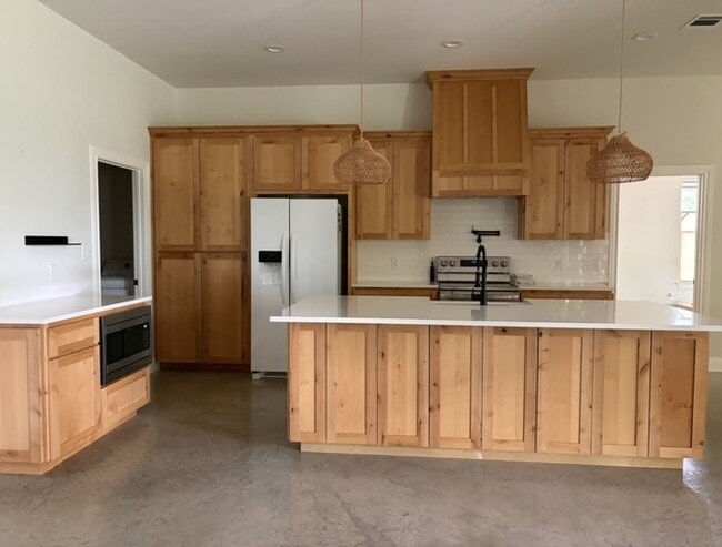 Photo - 125 Waianae Ct