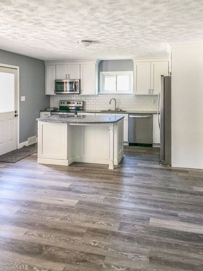 Photo - 675 N Overlook Dr