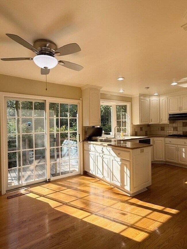 Photo - Beautiful 4 Bedroom 2.5 Bath Home in Montevideo Community