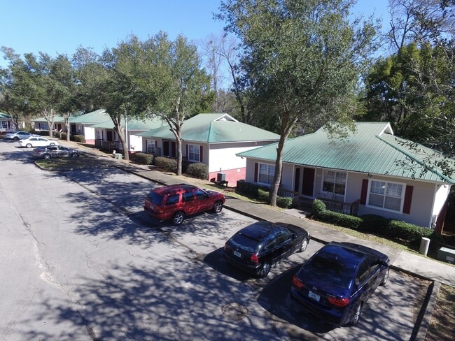 The Cottages at Cumberland Forest