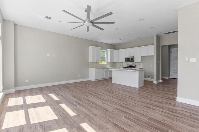 Photo - 5506 Pershing St