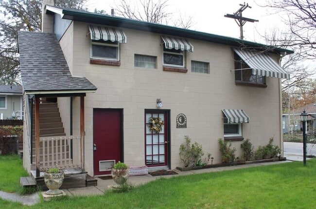 Building Photo - 2720 W Heron St Rental