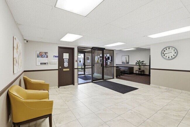 Photo - Bristol Place Apartments